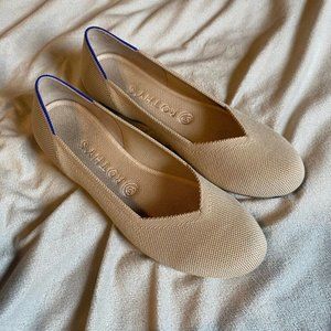 Excellent Condition Women's 8.5 ECRU Rothy's Flats